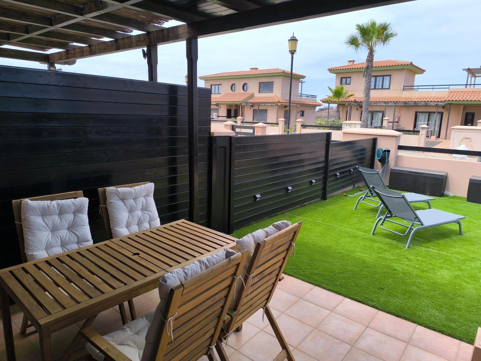 לאחארס Villa Marina מראה חיצוני תמונה